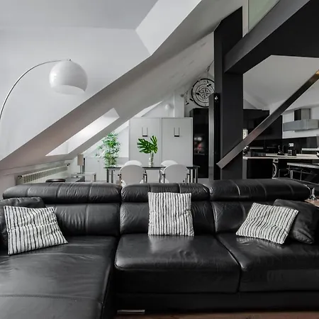 Oktheway Loft Maestranza Apartment A Coruna
