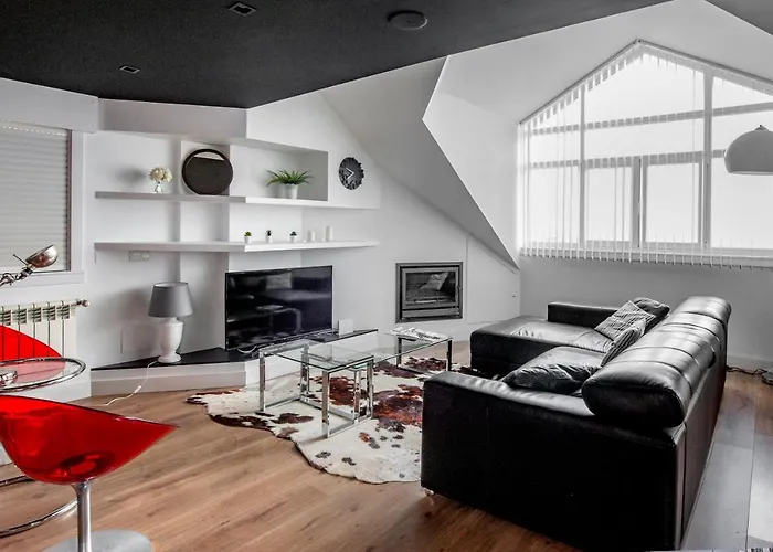 Oktheway Loft Maestranza 公寓 *